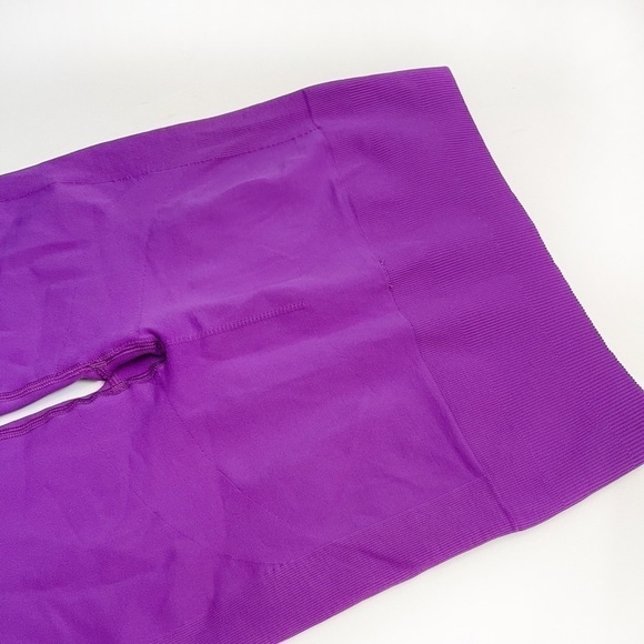 Lululemon Zone In Crop purple leggings size 8 - Picture 10 of 15